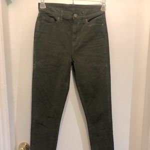 BDG corduroy Twig high rise skinny jeans. Sz 26W.